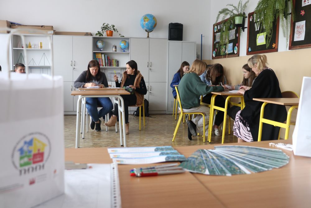 Spotkanie w Szkole Podstawowej w Kołomyi - " Mała gmina, duże chęci” w ramach projektu Dom Kultury+ Inicjatywy Lokalne